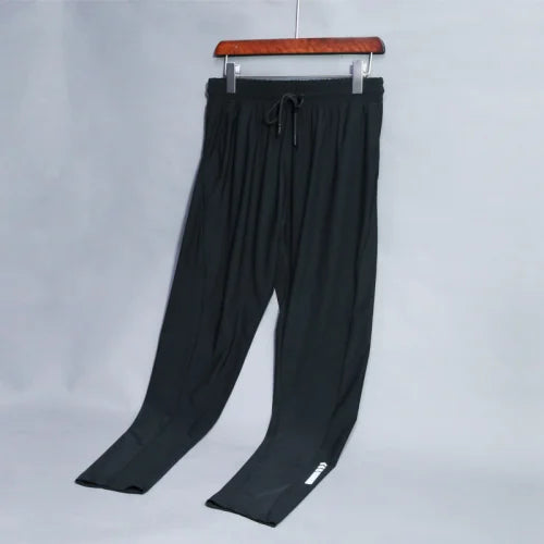 Calça em Poliéster - Caixa Surpresa - Liquidação. Modelo e Tamanho enviados aleatoriamente. Estilos variam das fotos do anúncio