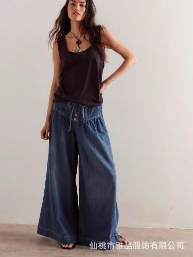 Calça em Poliéster - Caixa Surpresa - Liquidação. Modelo e Tamanho enviados aleatoriamente. Estilos variam das fotos do anúncio