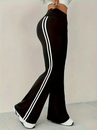 Calça em Poliéster - Caixa Surpresa - Liquidação. Modelo e Tamanho enviados aleatoriamente. Estilos variam das fotos do anúncio
