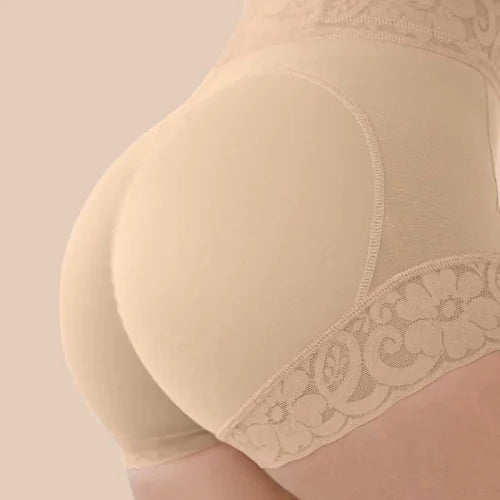 Calça em Poliéster - Caixa Surpresa - Liquidação. Modelo e Tamanho enviados aleatoriamente. Estilos variam das fotos do anúncio